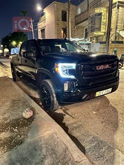 GMC Sierra